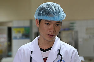 Bác sĩ Hoàng Công Lương bị truy tố đến 10 năm tù