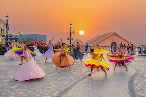 Điều gì khiến “phở Capella”, “hoàng hôn Phú Quốc” nhận hàng vạn lượt thả tim của cộng đồng Tiktok?