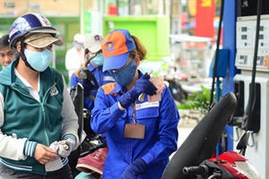 Bộ Công Thương lý giải vì sao giá xăng dầu tăng "chóng mặt"