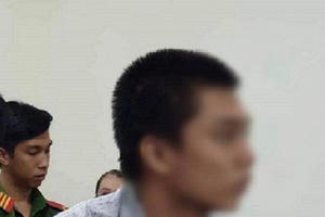 Thiếu niên giết tài xế GrabBike lãnh 12 năm tù