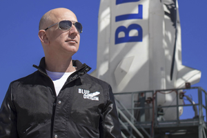 Amazon dự kiến phóng vệ tinh phát internet đầu năm tới