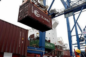 Xuất khẩu của Việt Nam tăng trưởng... ngược chiều thế giới