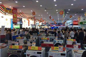 Hàng điện máy giảm kịch sàn dịp Black Friday