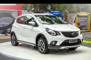 Top 10 xe bán chạy nhất thị trường tháng 10/2021