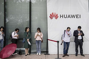 Những thắc mắc sau khi Huawei bị Google ngừng cấp phép Android