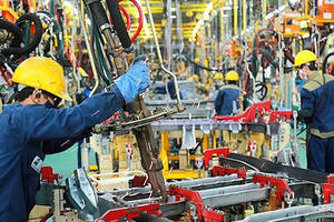 ADB hạ dự báo tăng trưởng kinh tế Việt Nam