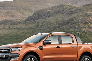 Vì sao Bộ Tài chính muốn tăng phí trước bạ với xe bán tải?