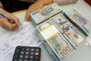 Việt Nam có thêm thời gian tháo mác 'thao túng tiền tệ'