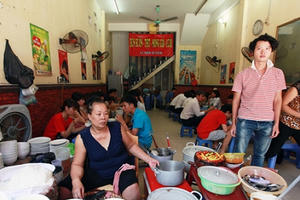 Chửi khách để... “nâng tầm” thương hiệu?!