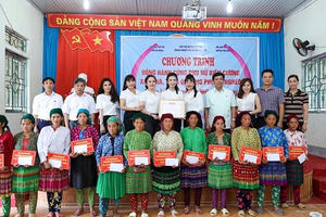 Hoa hậu Xuân Hương đồng hành cùng phụ nữ biên cương Hà Giang