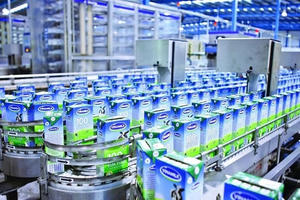 Tỷ phú Thái Lan chi 6.000 tỷ đồng gom cổ phiếu Vinamilk (VNM)