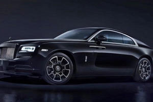 Rolls-Royce Cullinan bản Black Badge mạnh mẽ gần 600 mã lực