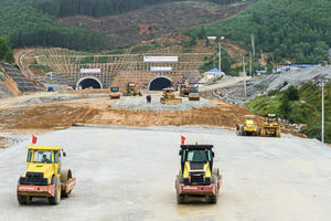 Bộ Xây dựng: Giải ngân vốn đầu tư công đạt hơn 54% kế hoạch năm