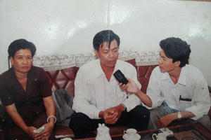 'Chuyện muôn năm mới' của những người đồng nghiệp cũ