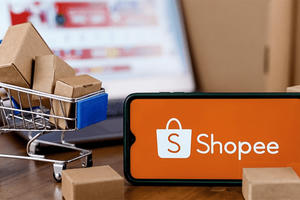 Cục An toàn thực phẩm yêu cầu Shopee, Lazada ngừng kinh doanh thực phẩm chức năng chưa được cấp phép