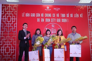 Mon City bàn giao căn hộ chung cư và cấp sổ đỏ cho cư dân Mon Street