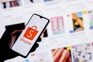 Shopee ra loạt chính sách tính phí mới, tăng tới 6% tuỳ ngành hàng,  nhà bán hàng 'khóc than' vì gánh nặng chi phí 