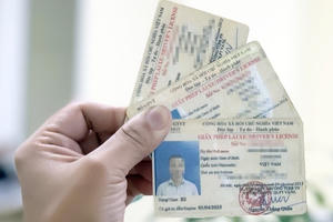 Thí điểm bằng lái xe tích hợp tài khoản định danh điện tử