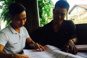 Kon Tum: Người dân khốn khổ vì một thửa đất ruộng mang hàng chục sổ đỏ