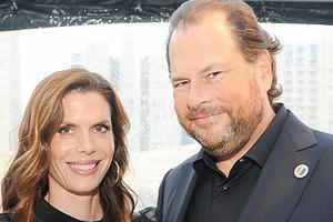 Vợ chồng tỷ phú công nghệ thâu tóm tạp chí Time với giá 190 triệu USD