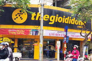 Nhà đầu tư ngoại phải trả chênh 45% so với giá thị trường để mua cổ phiếu Thế giới di động