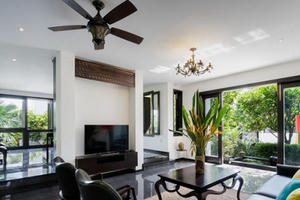 Ngôi nhà mang âm hưởng Huế giữa Sài Gòn