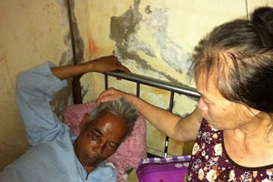 Hà Tĩnh: Hai cô gái để cụ ông lại nghĩa địa sau khi gây ra tai nạn