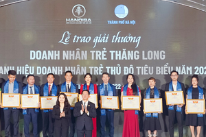 “Tết Doanh nhân trẻ 2022 - Glory Night”: Tỏa sáng bằng niềm tin và sức trẻ!