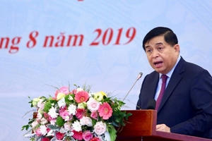 Bộ trưởng Nguyễn Chí Dũng: ‘Cải thiện năng suất lao động là việc có ý nghĩa sống còn’