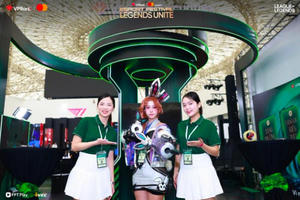 Điểm mặt dàn trai xinh gái đẹp gây sốt tại sự kiện VPBank presents eSport Festival: Legends Unite