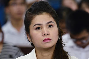 Tòa xử sao nếu 2.102 tỷ ông Vũ phản tố không còn ở tài khoản bà Thảo?