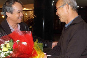 Ông bầu Đoàn Nguyên Đức: "Người hâm mộ sướng là mình sướng lắm rồi"