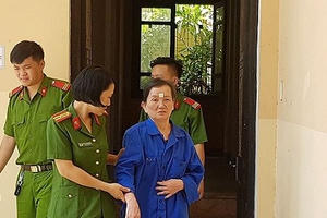 Nổ có “quan hệ” với lãnh đạo tỉnh, chiếm đoạt tiền xin việc của hàng chục người