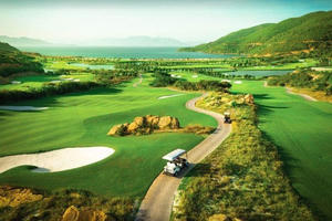 FLC đầu tư làm quần thể du lịch, nghỉ dưỡng và sân golf hơn 2.800 tỷ ở Hoà Bình 