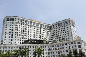 Hàng loạt doanh nghiệp như Vset, Apec Group bị UBCKNN phạt nặng