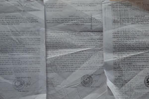 12 lần thắng kiện vẫn không thể thi hành án: Ba lần cưỡng chế đều bị cán bộ lạm quyền ngăn cản