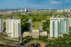 Thiếu đất xây dựng trường học, “dư thừa” đất xây cao ốc thương mại?