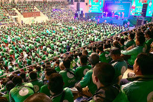 Grab tăng giá cước bù thuế VAT