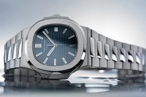 5 siêu phẩm đồng hồ mặt xanh dành cho quý ông đẳng cấp