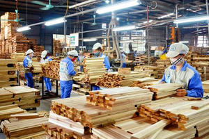 Các yếu tố tác động đến xuất khẩu gỗ năm 2025