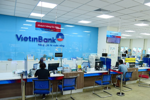 VietinBank tiếp tục giảm lãi và phí với quy mô trên 2.000 tỷ để hỗ trợ doanh nghiệp và người dân