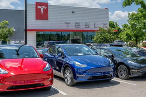 Lần đầu tiên trong lịch sử, Tesla ghi nhận doanh số sụt giảm 2 quý liên tiếp