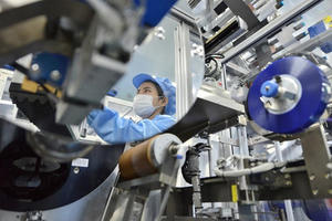 Dịch Covid-19 lần 2 và những con số báo động: Chỉ 2% doanh nghiệp còn "nguyên vẹn"; sức chống chịu phần lớn là "rất mỏng"