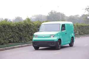 Mẫu xe điện giao hàng EC Van lần đầu lộ diện, tài xế khẳng định: Luồn ngõ tốt, chi phí tối ưu