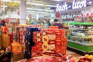 Hàng Việt chiếm lĩnh thị trường tết Canh Tý 2020