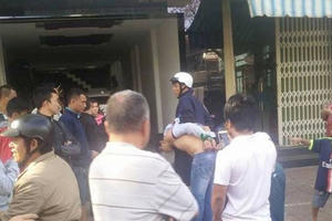 Buôn Ma Thuột: Đổi cả tự do lấy 2 lọ thuốc "ông khỏe, bà vui"