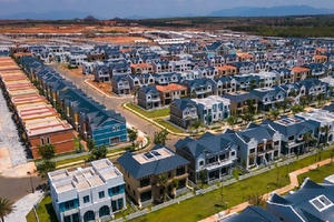 Áp lực dòng tiền đeo bám doanh nghiệp bất động sản