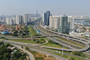 Siêu chu kỳ đầu tư công 350 tỷ USD: Dòng tiền khổng lồ kích hoạt 'đại công trường' hạ tầng quốc gia