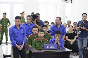 Hoãn phiên xử Hưng “kính” và đồng phạm