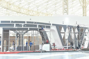 Tập trung thi công đồng loạt gian hàng Triển lãm kỷ niệm 80 năm Quốc khánh